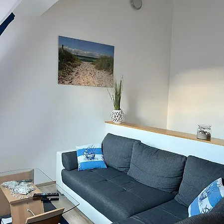 Ustronie Leśne * ミエンジズドロイェ